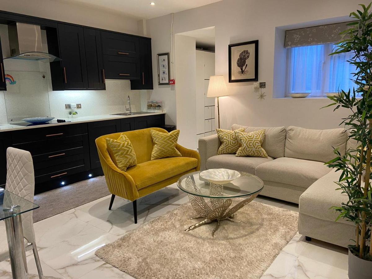 Elegant 2 Bed Flat In Chiswick Leilighet London Eksteriør bilde