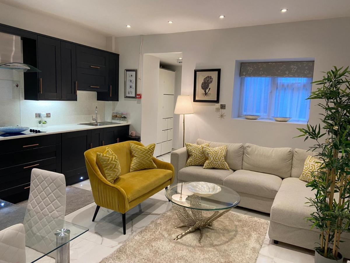 Elegant 2 Bed Flat In Chiswick Leilighet London Eksteriør bilde